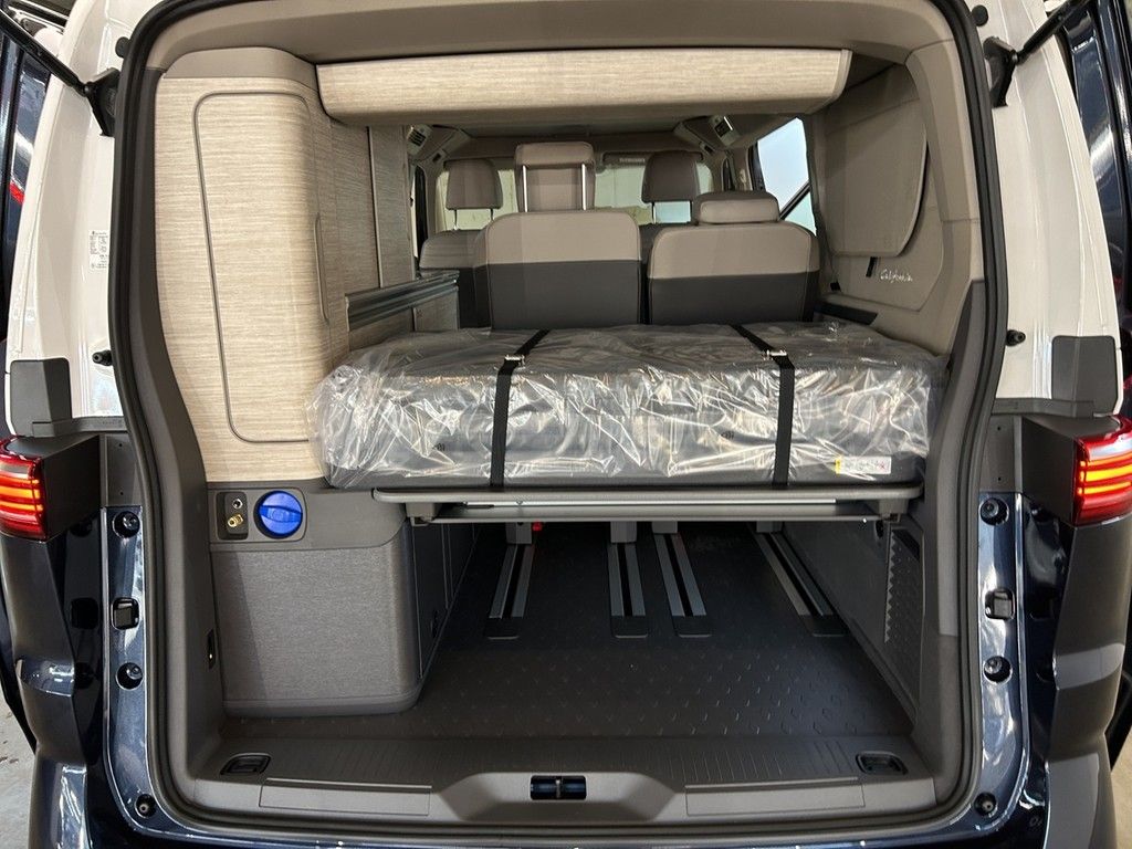 Volkswagen T7 California