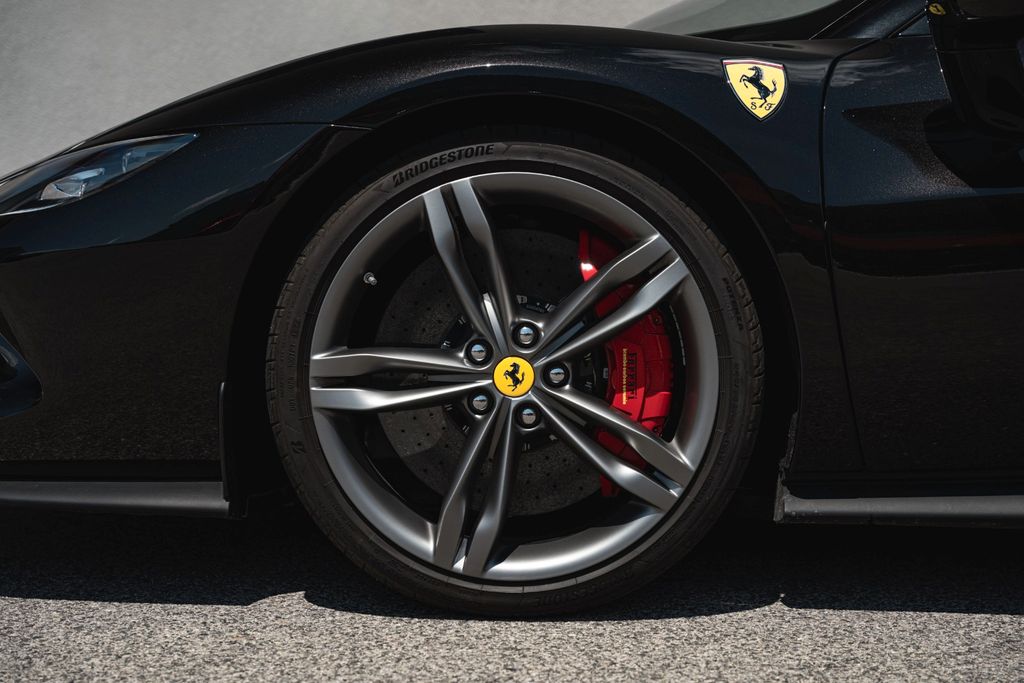 Ferrari 296 GTB 2023