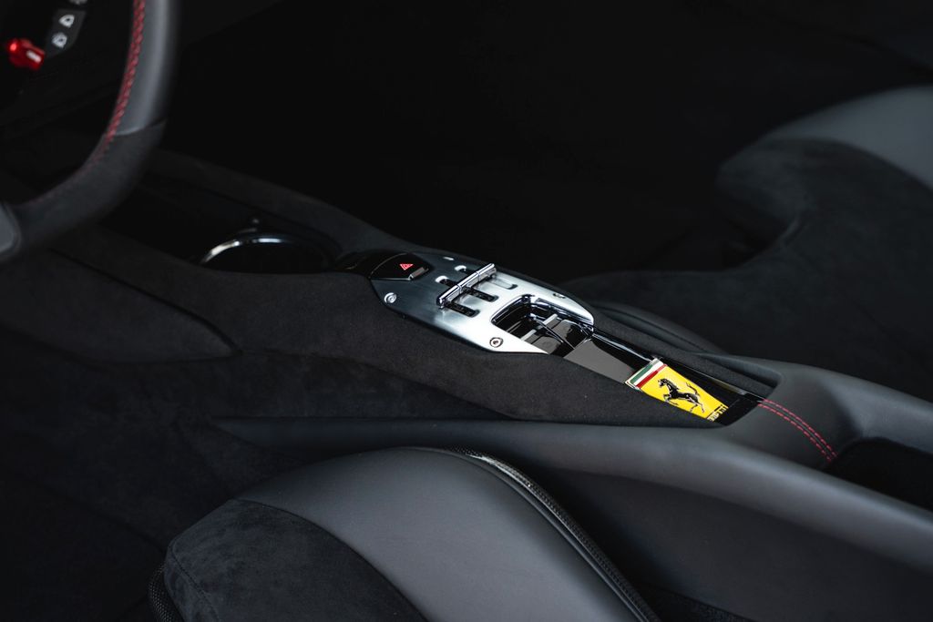 Ferrari 296 GTB 2023