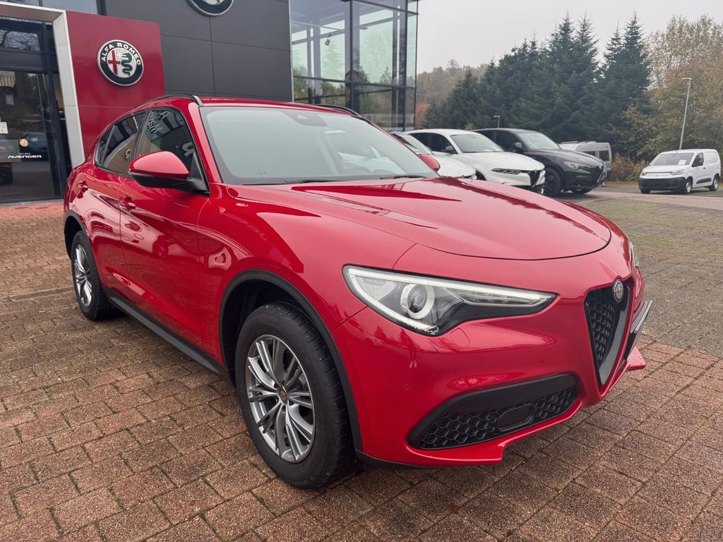 Alfa Romeo Stelvio 2019