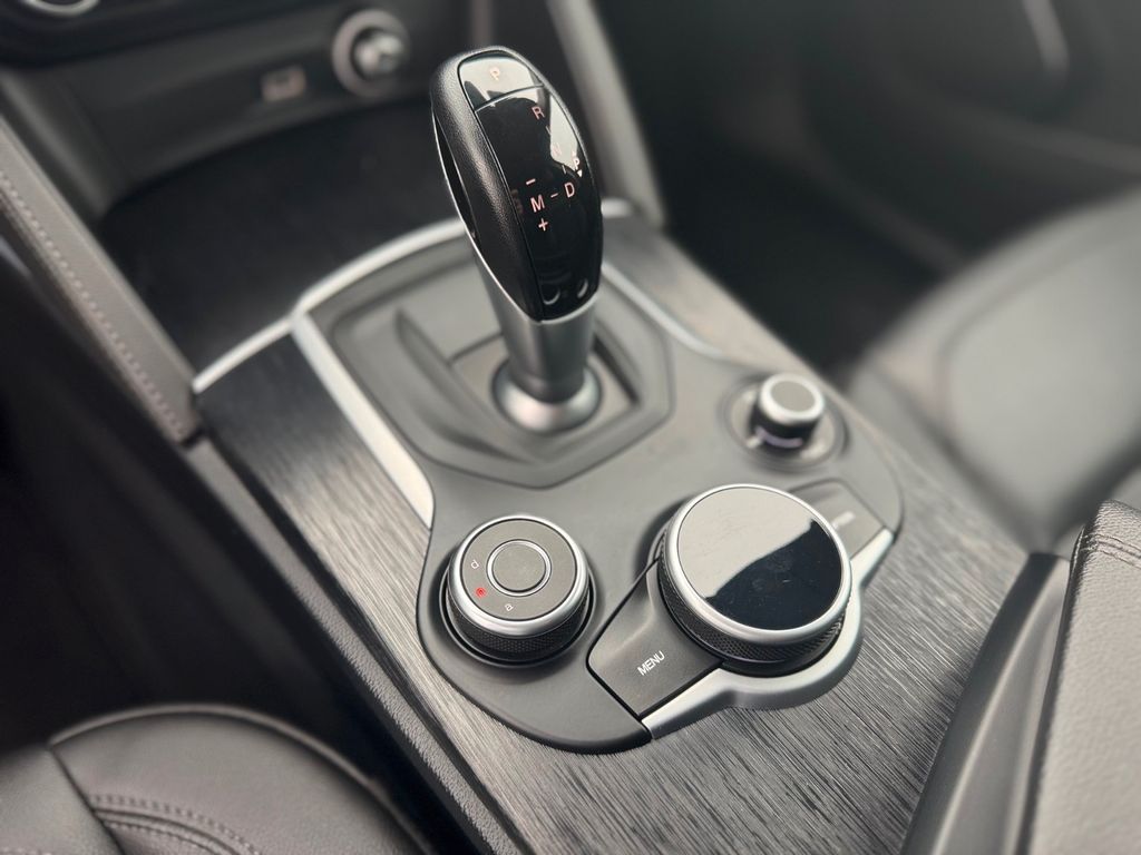 Alfa Romeo Stelvio 2019