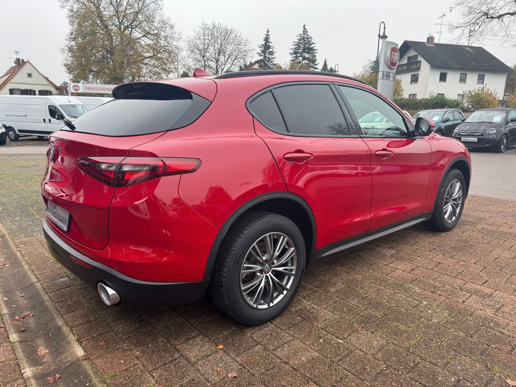 Alfa Romeo Stelvio 2019