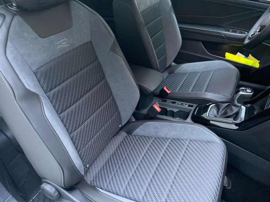 Volkswagen T-Roc 2024