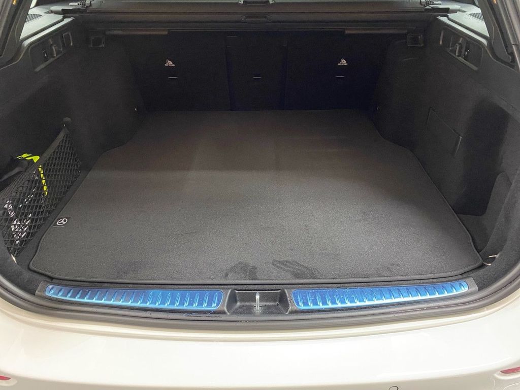 Mercedes-Benz C 220 2024