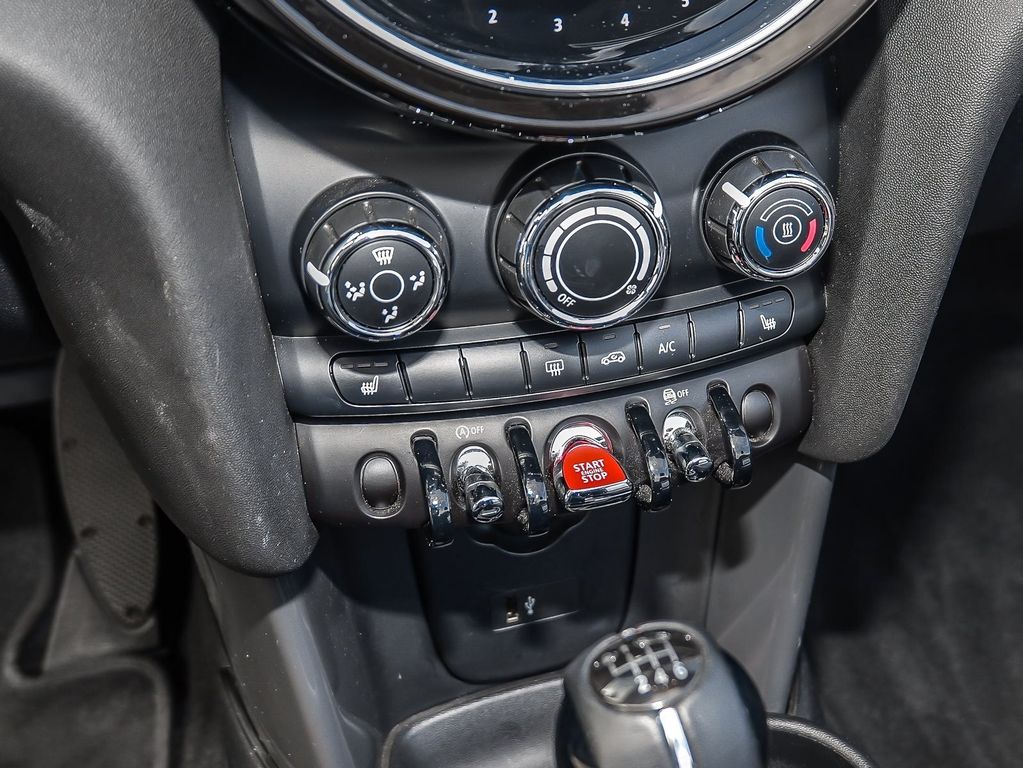 MINI One Cabrio 2021