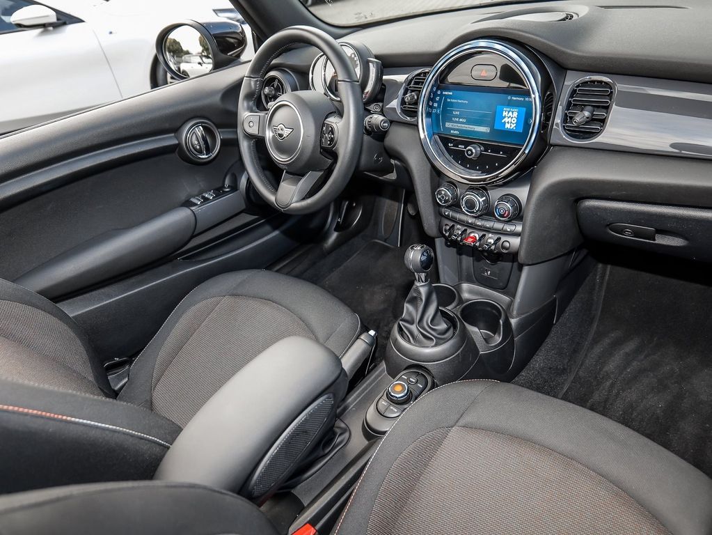 MINI One Cabrio 2021