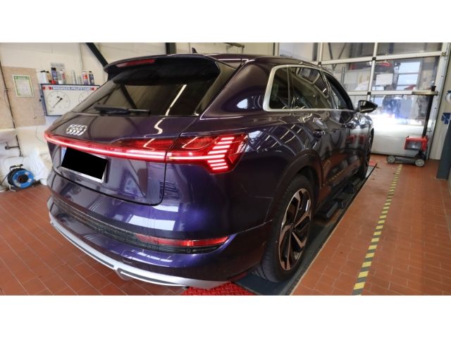 Audi e-tron 2021