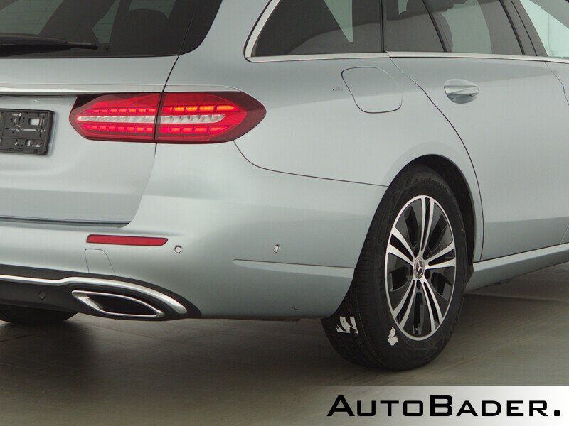 Mercedes-Benz E 200 2023