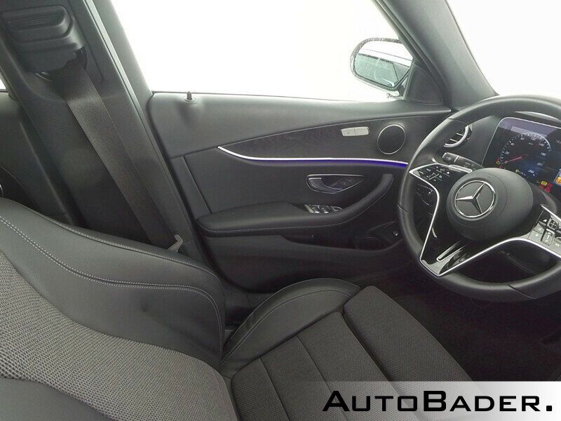 Mercedes-Benz E 200 2023