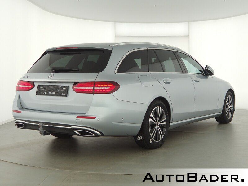 Mercedes-Benz E 200 2023