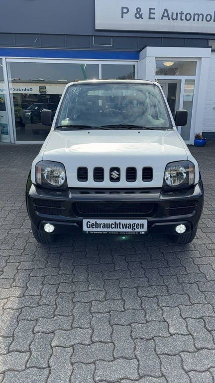 Suzuki Jimny 2011
