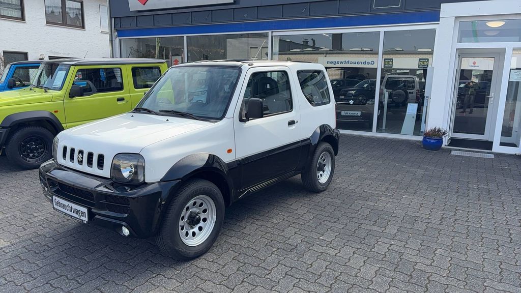 Suzuki Jimny 2011