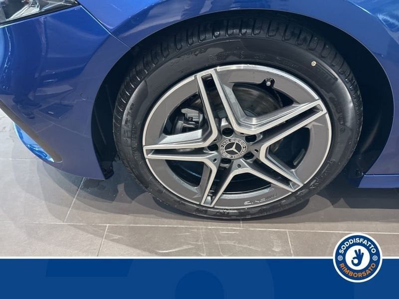 Mercedes-Benz A 180 2024