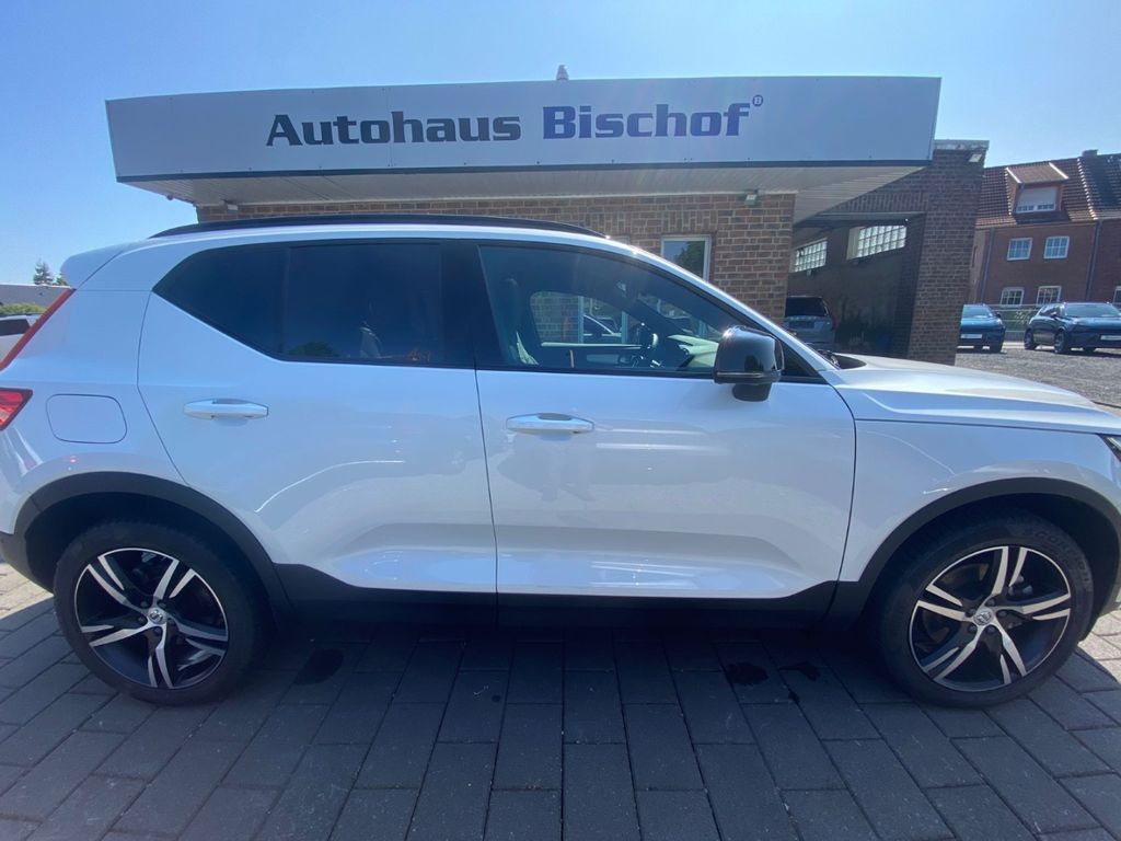 Volvo XC40 2024