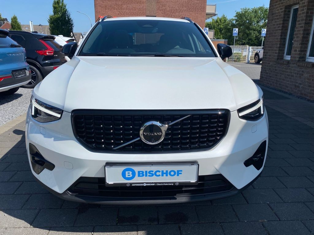 Volvo XC40 2024