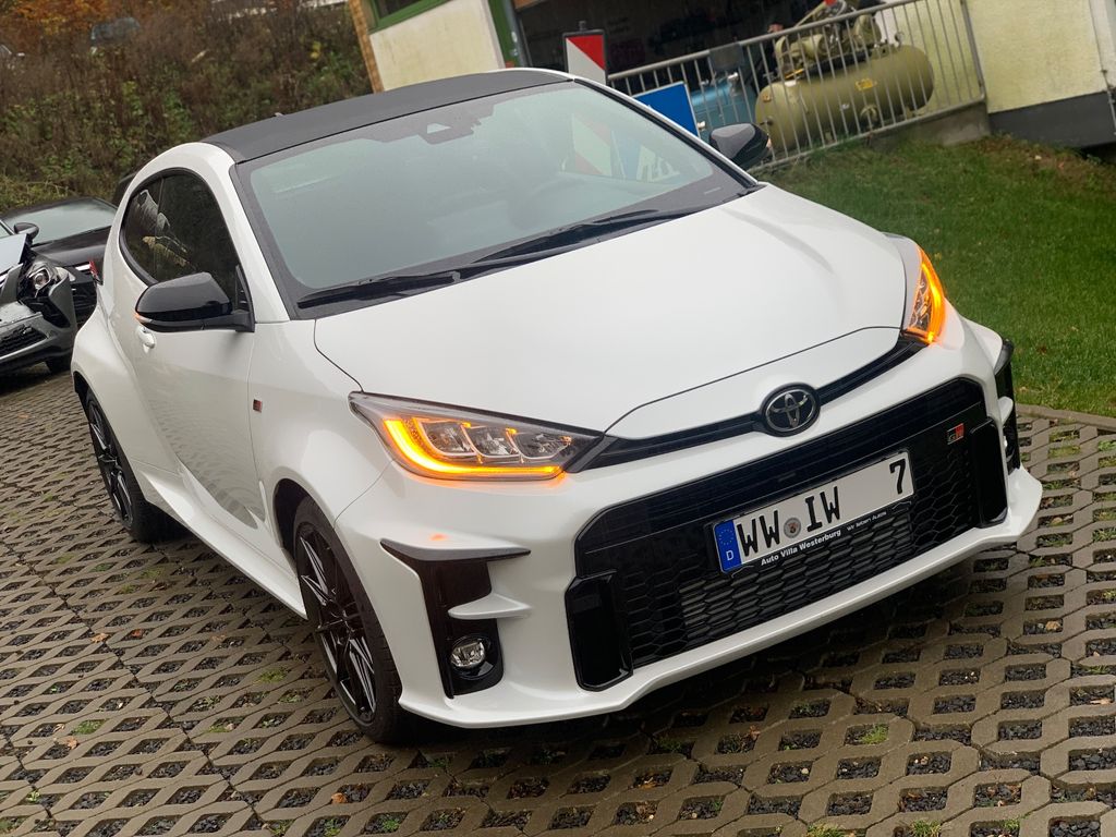 Toyota Yaris 2023