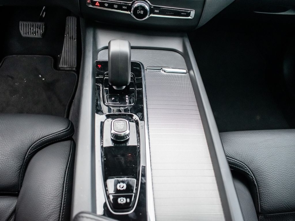 Volvo XC60 2024