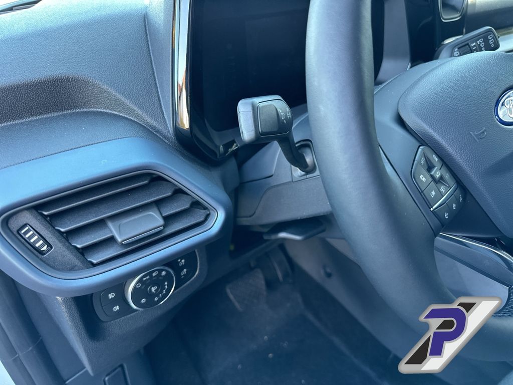 Ford Tourneo Courier 2024