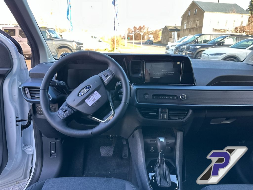 Ford Tourneo Courier 2024