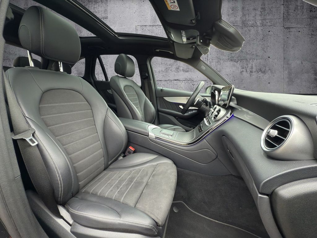 Mercedes-Benz GLC 300 2021