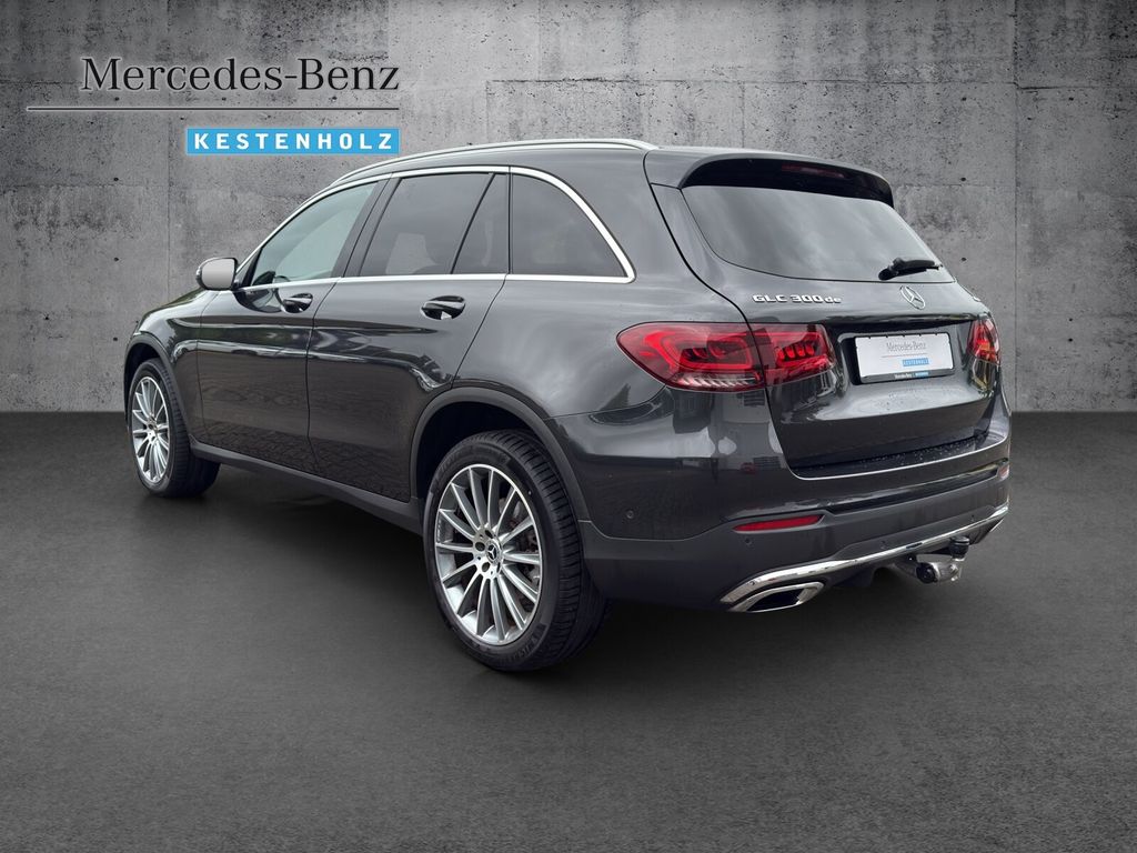 Mercedes-Benz GLC 300 2021