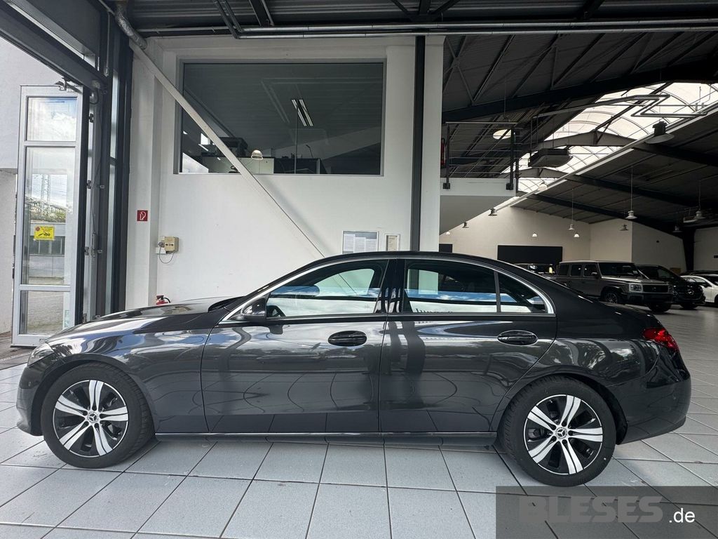Mercedes-Benz C 200 2024