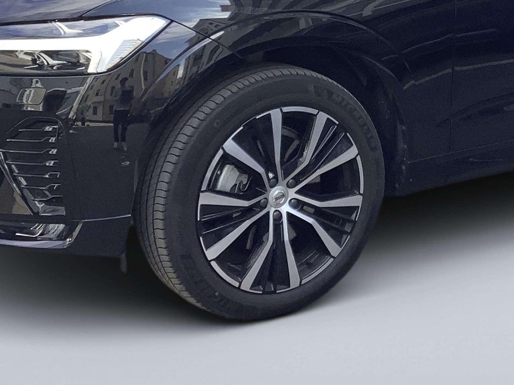 Volvo XC60 2025