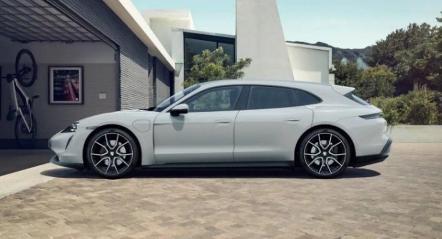 Porsche Taycan 2022