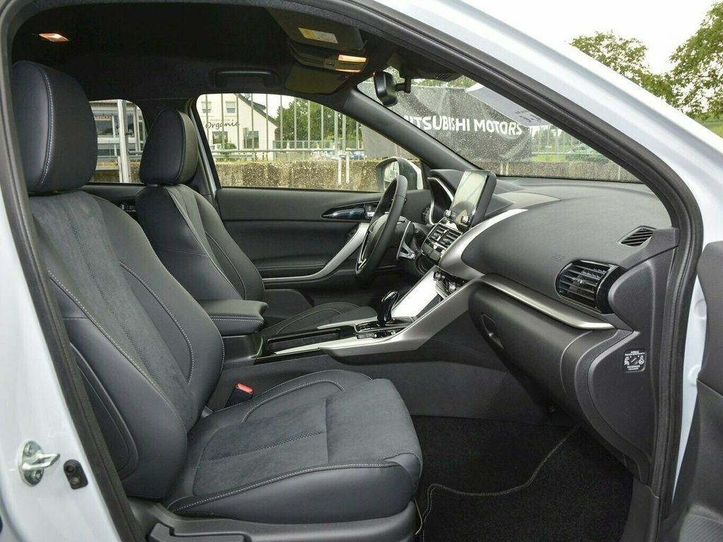 Mitsubishi Eclipse Cross 2024