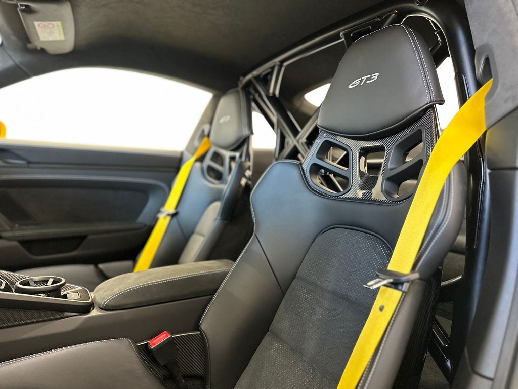 Porsche 911 2023