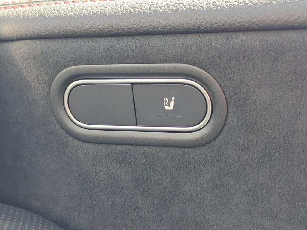 Mercedes-Benz CLA 200 2024