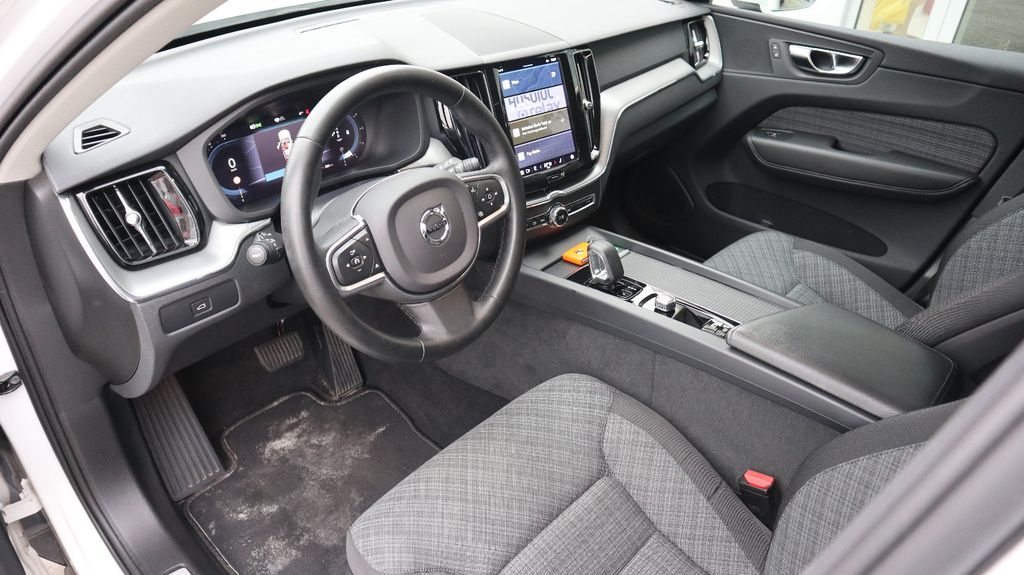 Volvo XC60 2022