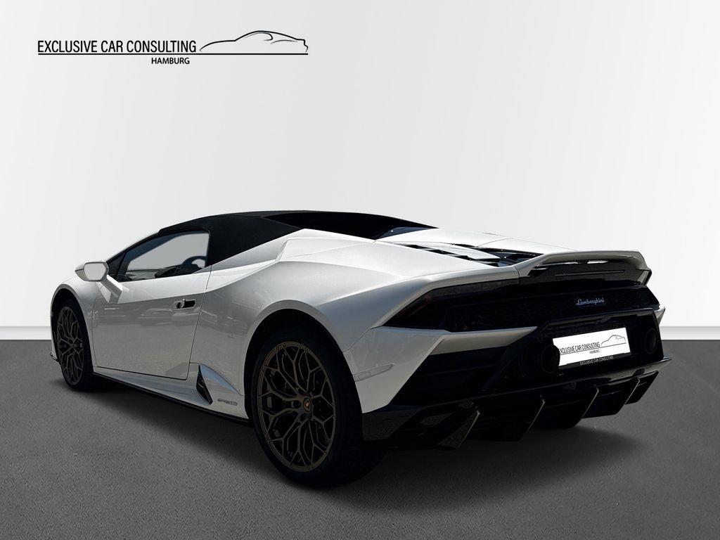 Lamborghini Huracán 2024