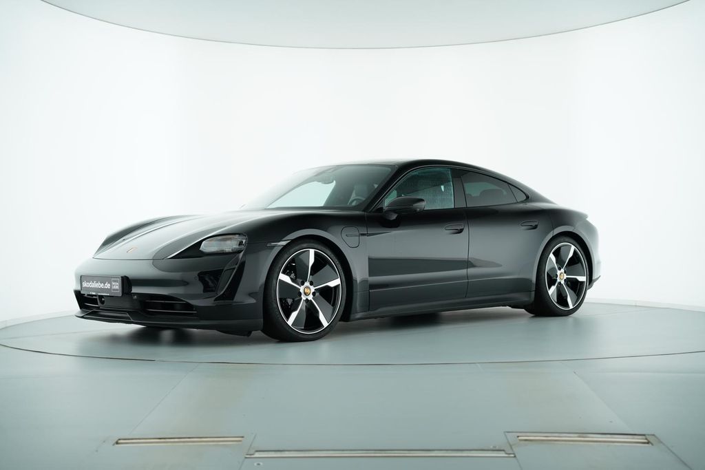 Porsche Taycan 2023