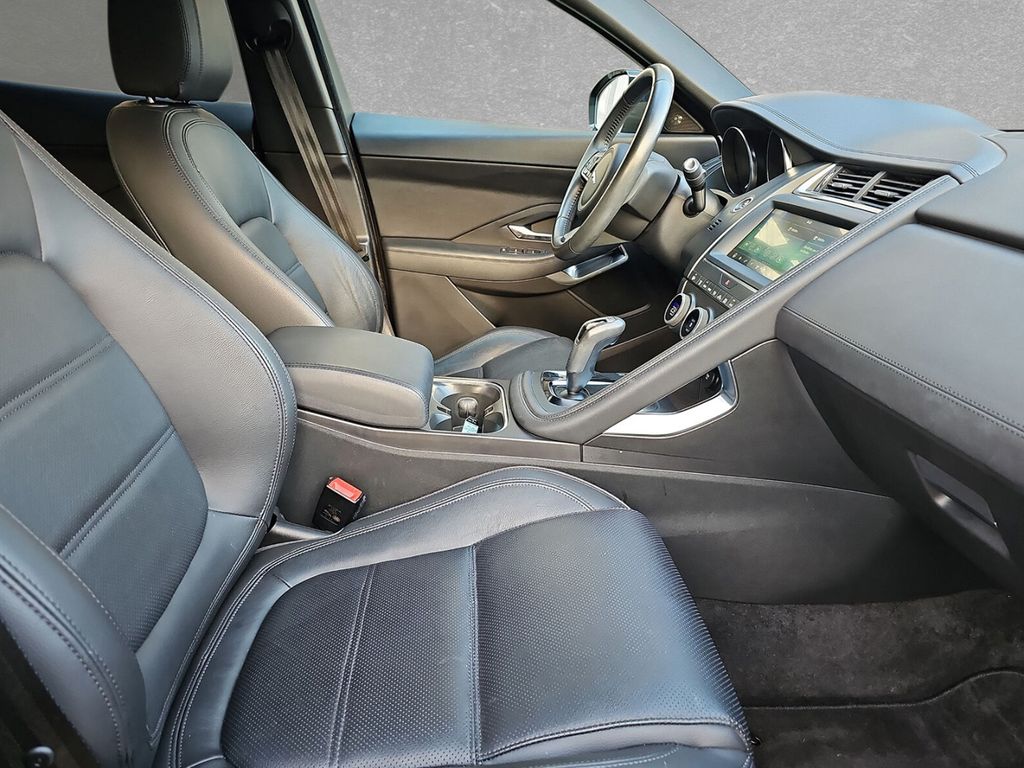 Jaguar E-Pace 2019