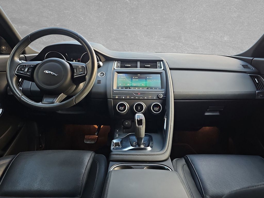 Jaguar E-Pace 2019