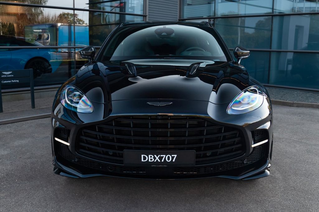 Aston Martin DBX
