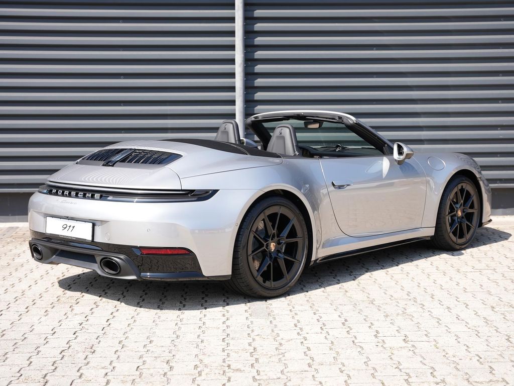 Porsche 992 2025
