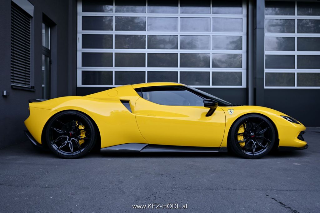 Ferrari 296 GTB 2025