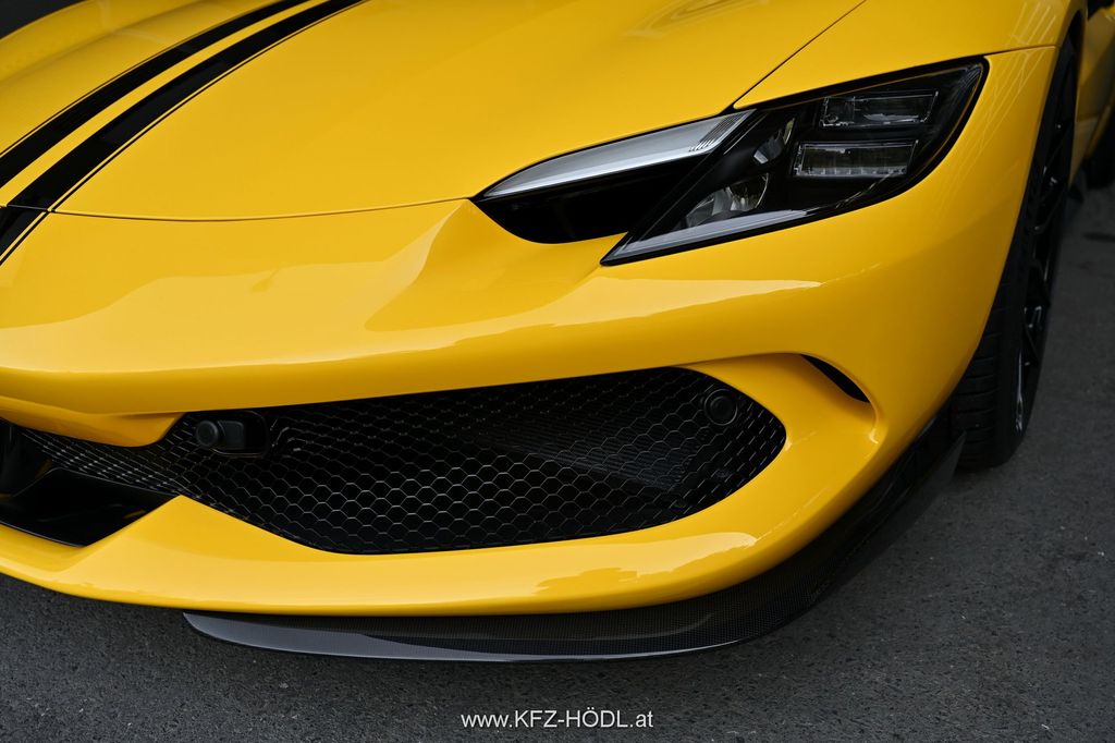 Ferrari 296 GTB 2025