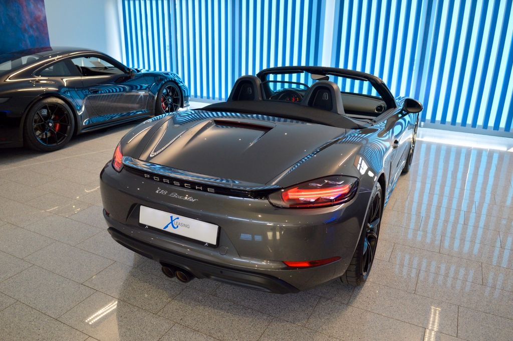 Porsche Boxster 2024