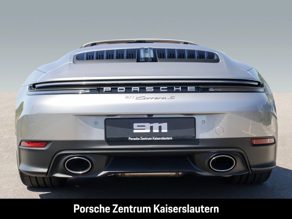 Porsche 992 2025