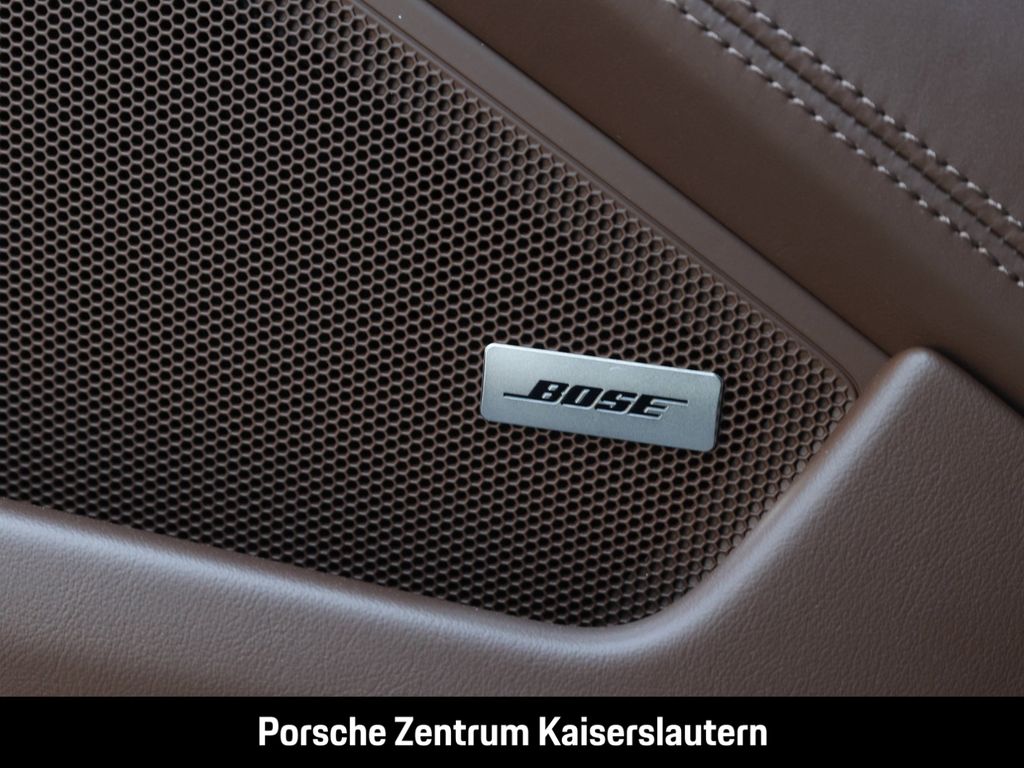 Porsche 992 2025