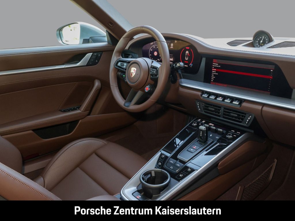 Porsche 992 2025