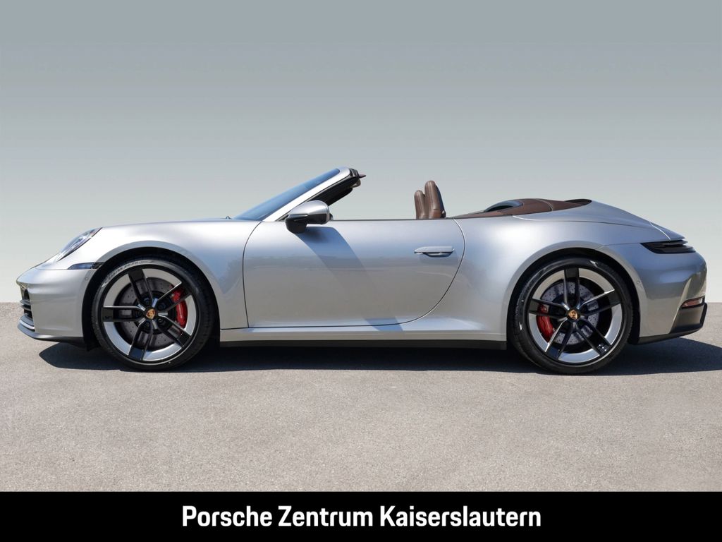 Porsche 992 2025
