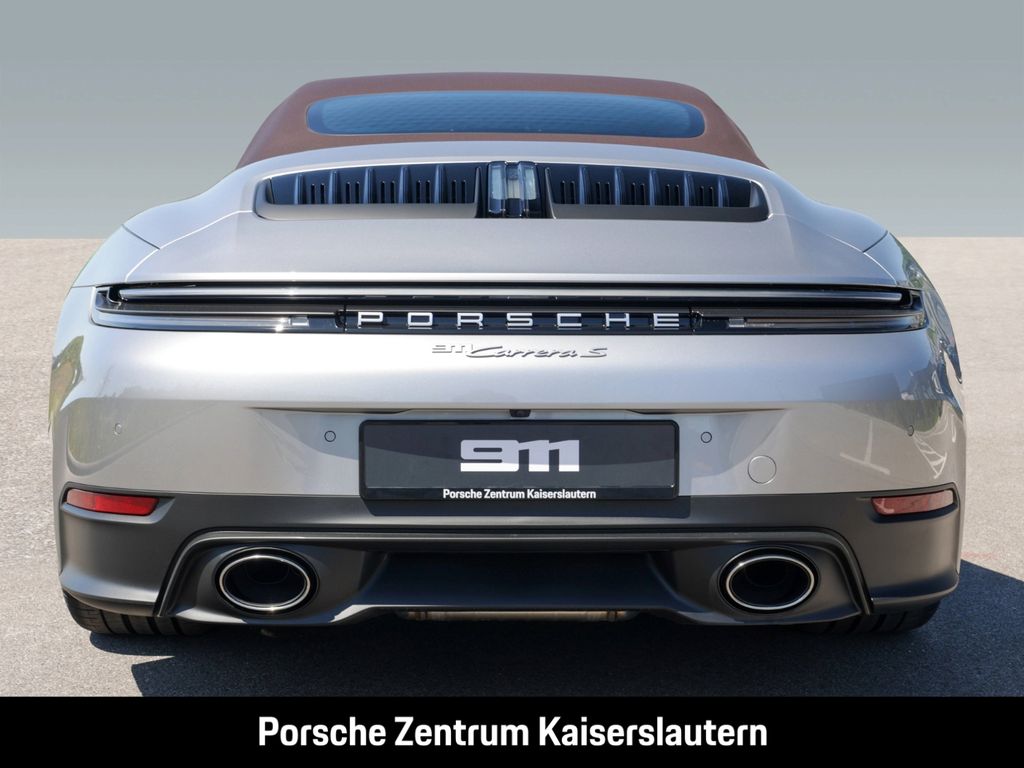 Porsche 992 2025