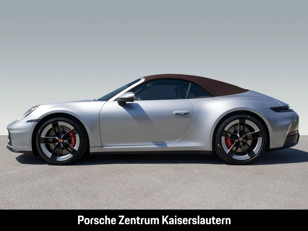 Porsche 992 2025