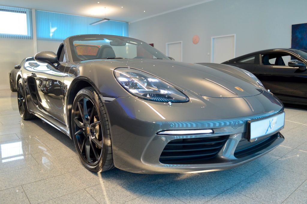 Porsche Boxster 2024