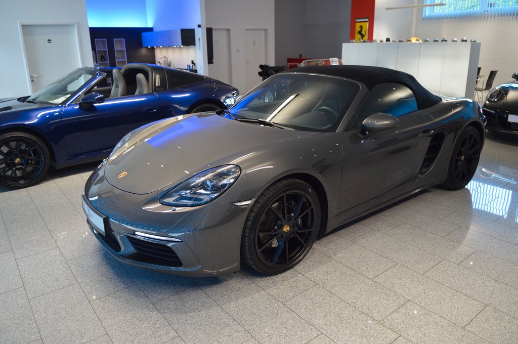 Porsche Boxster 2024