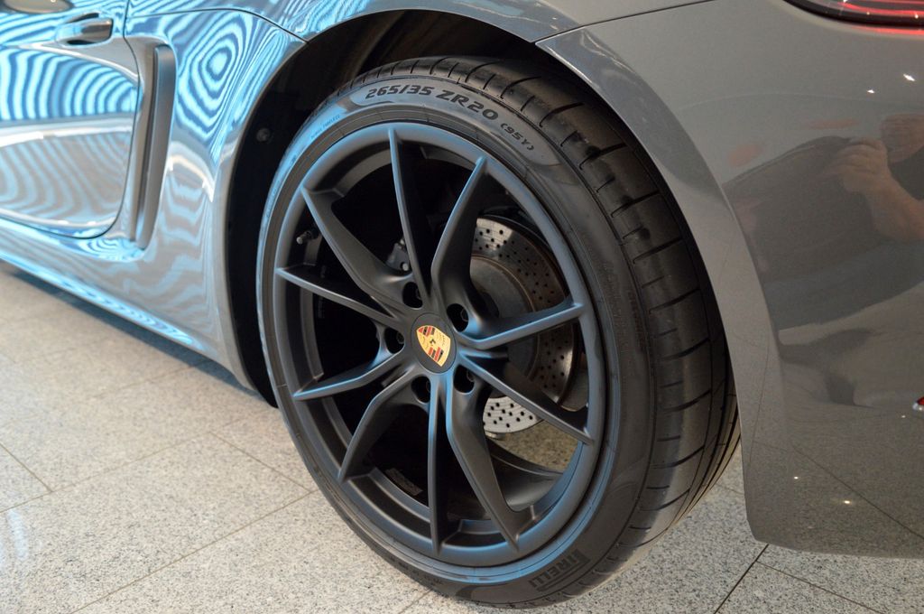 Porsche Boxster 2024